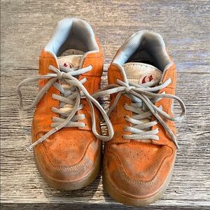 DC Star Wars rebel special edition Orange Suede Low-Top Sneakers. Size 11.5.